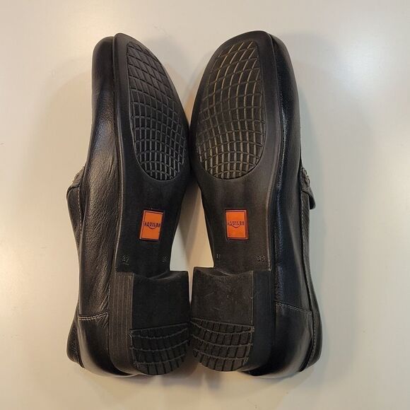 AQUILES  SQUARE TOE SLIP-ON WOMEN"S LEATHER FLAT SHOE - Picture 9 of 12